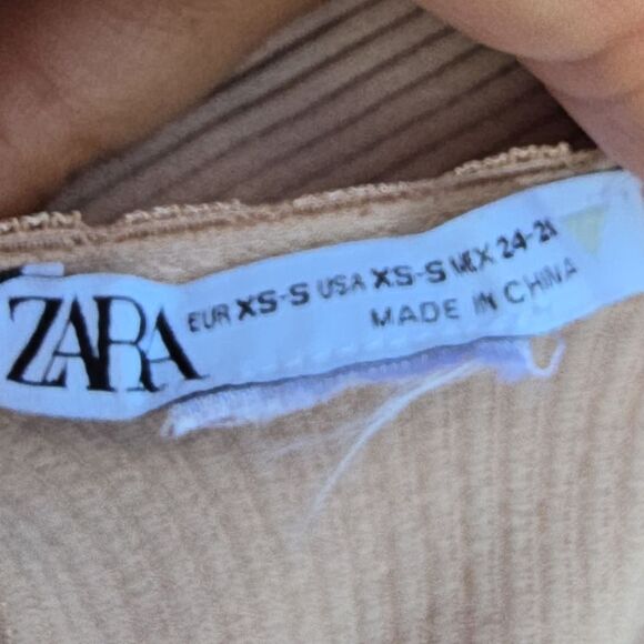 Zara Women's Pink Ribbed Bodysuit - Picture 4 of 5